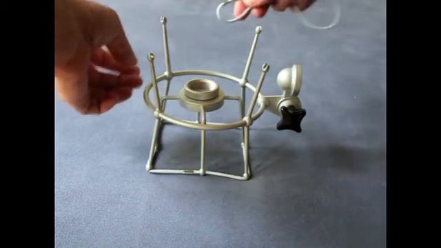 To thread a Neumann TLM 49 suspension смотреть онлайн