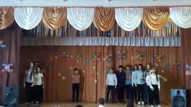 Флешмоб 7 класс 8 школа. На день учителя смотреть онлайн