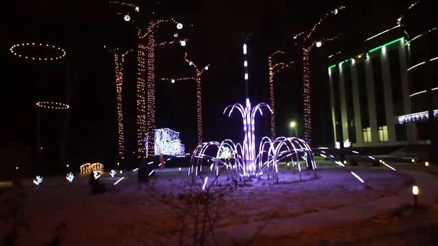 Световой сад и фонтан в Новосибирске (Лунный Свет) смотреть онлайн