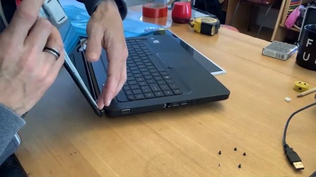 G56 Laptop Screen Repair/Replace смотреть онлайн