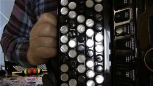 ДЕНЬ ПОБЕДЫ с текстом Разбор на баяне(COVER)