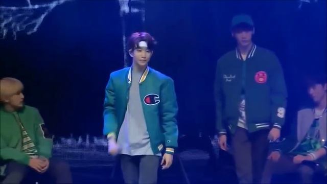 풋사랑(Innocent Love)- Astro (아스트로) смотреть онлайн