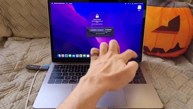 Is your Mac no longer being updated? OpenCore Patcher has you covered! MacOS Sonoma on 2016 MacBook смотреть онлайн