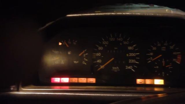 Долго и тяжело заводится Е200 W124 смотреть онлайн