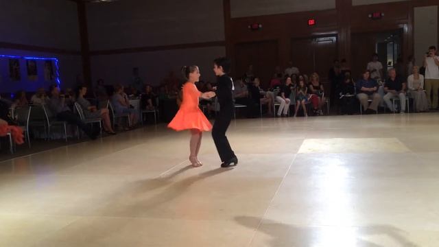 Ben Shvartsman and Alyssa Tsupin - Samba- 2014 Crystal Ball смотреть онлайн
