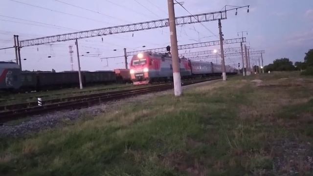 Пассажирский поезд: #061С Нальчик - Москва. Ст. Прохладная. СКЖД. смотреть онлайн