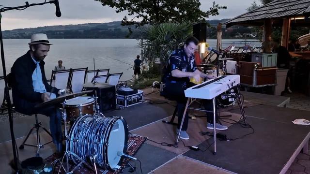 BOOGIE PIANO & 2 DRUMS - NICO BRINA boogiewoogiepiano смотреть онлайн