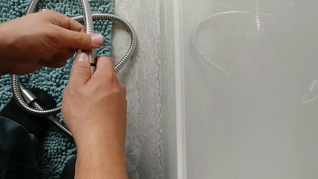 How To Install a Hand Held Shower Head - Replace Shower Head смотреть онлайн