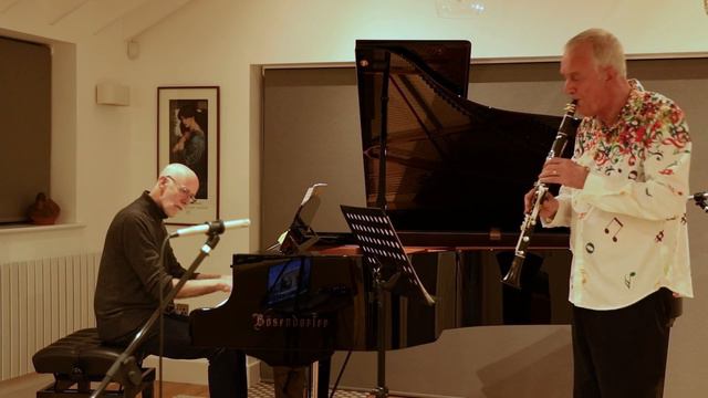 Finzi Five Bagatelles for Clarinet & Piano - II. Romance смотреть онлайн