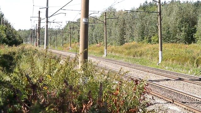 Разнообразие подвижного состава на перегоне Щурово - Луховицы Московской железной дороги. Часть 2. смотреть онлайн