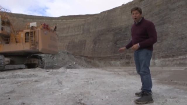 Diamond Mining: Inside Earth's Gigantic Holes смотреть онлайн