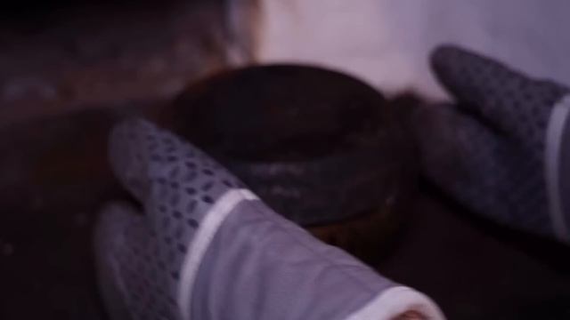 ДЕРЕВЕНСКИЕ ХЛОПОТЫ ПЕРЕД НОВЫМ ГОДОМ | ХОЛОДЕЦ НА ПРАЗДНИЧНЫЙ СТОЛ смотреть онлайн