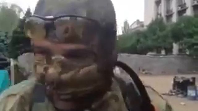 29 05 14 г Донецк, ДНР Ополченец батальона 'Восток' смотреть онлайн