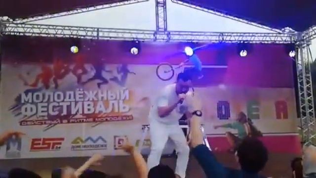 Карандаш - Встречай ,Москва (live) смотреть онлайн