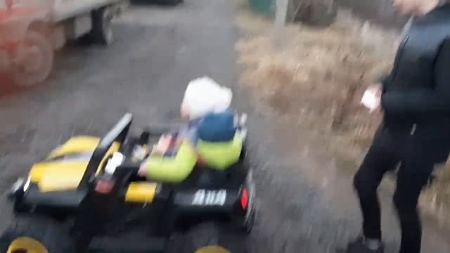 Vlog дача (кукарача)!!!!! смотреть онлайн