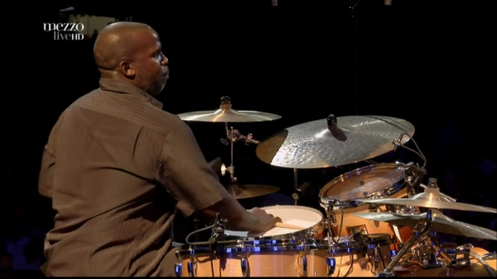 Bobby McFerrin & The YellowJackets - Jazz In Marciac 2012 -HD-