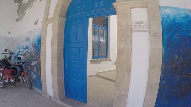 Exploring Essaouira VILLAGE and seeing Tree Goats, MOROCCO смотреть онлайн