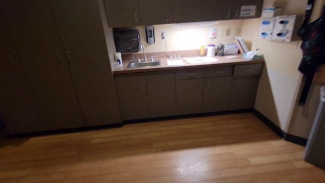 СТРЕЛ ЬБА Школы США/Рентген- Кабинет/ Уборка Двора Spokane WA. смотреть онлайн