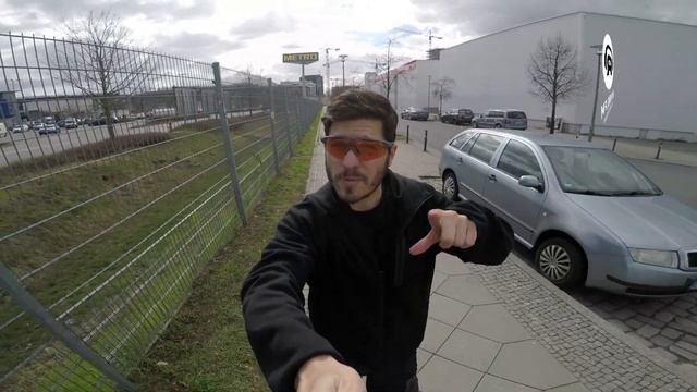 How to get into berghain смотреть онлайн