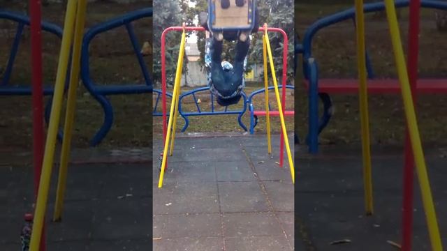 Катаемся на качели часть 2 смотреть онлайн