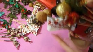 НОВОГОДНИЙ БУКЕТ ИЗ КОНФЕТ И ШАМПАНСКОГО/НОВОГОДНЯЯ КОМПОЗИЦИЯ