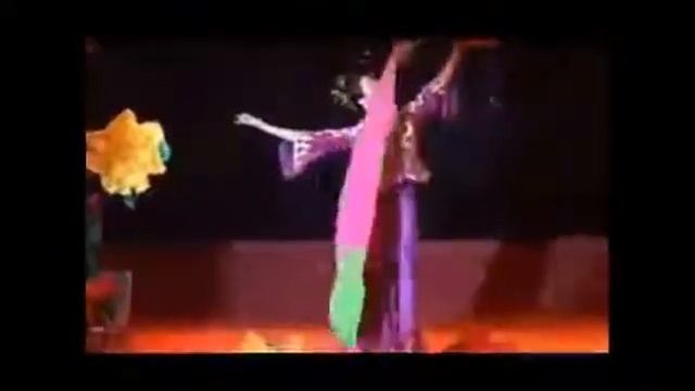 Водопад из шелкового платка смотреть онлайн