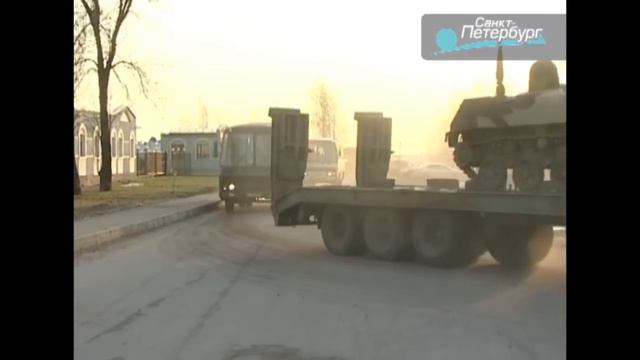 В Санкт-Петербург прибывает военная техника смотреть онлайн