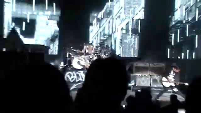 8/5/2011 Blink 182 Opening Songs(Includes Up All Night) PNC Bank Honda Civic Tour Amazing Quality смотреть онлайн