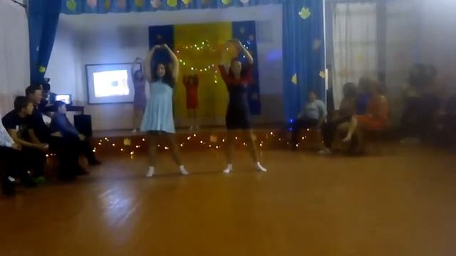 Танец Мама я танцую 8 класс смотреть онлайн
