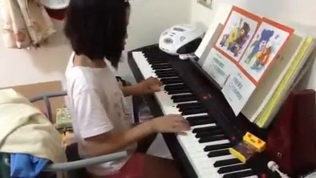 Alice 電鋼琴練習 смотреть онлайн