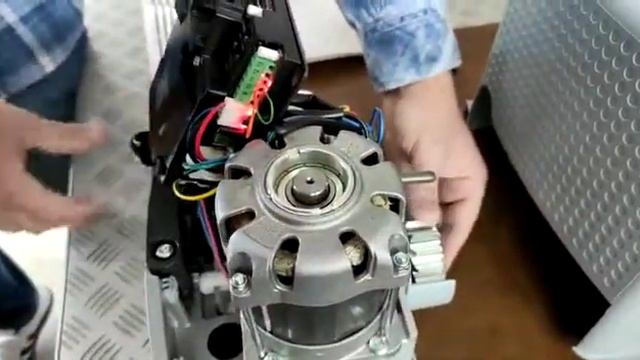Automatizare Nice Robo 600 смотреть онлайн