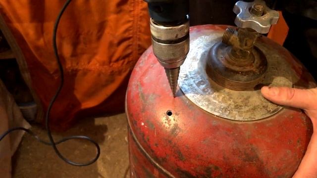 Можно ли сверлить газовый баллон? Безопасное вскрытие. смотреть онлайн