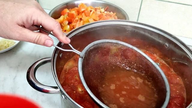 Каждый год делаю и всё время мало.. Очень вкусное лечо на зиму.... смотреть онлайн