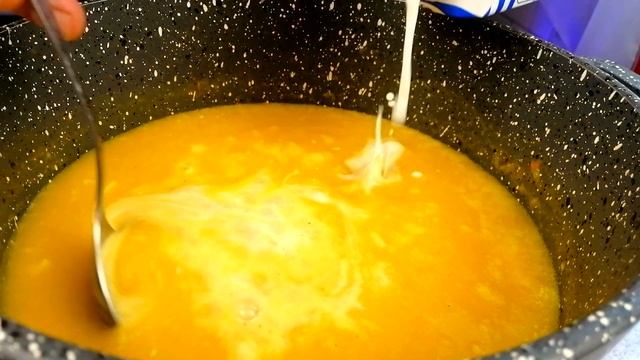 САМЫЙ ВКУСНЫЙ СЫРНЫЙ СУП. Рецепт сырного супа. Чесночные гренки на сковороде - как приготовить? смотреть онлайн