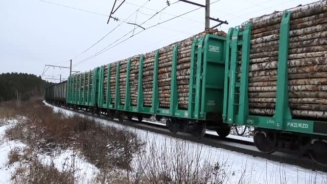 "Зеленый тройник на Хэллоуин". ВЛ11-153 Б/097 с грузовым поездом смотреть онлайн
