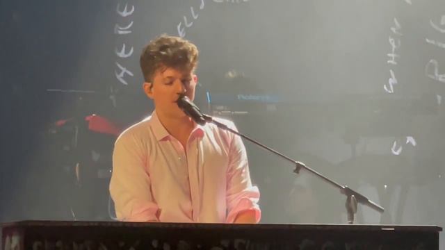 "Stay" Charlie Puth - LIVE смотреть онлайн