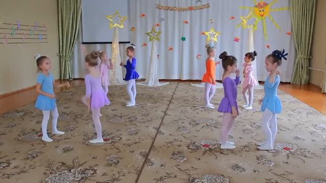 Спортивно танцевальная композиция Танцуй со мной смотреть онлайн