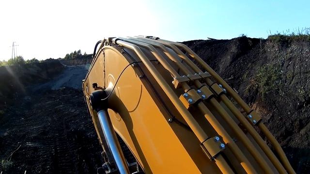 Смазка CAT 390 FL №145 смотреть онлайн