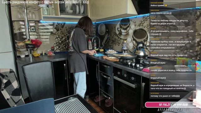 Кукинг стрЭм // Готовим лапшу удон со свининой и овощами