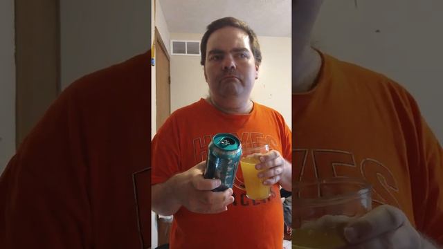 Monster Ultra Fiesta Mango and Ultra Rosà Energy Drink Review смотреть онлайн