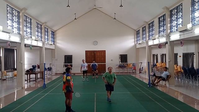 ANTO/JOKOWI VS JONATHAN/PRIYONO смотреть онлайн