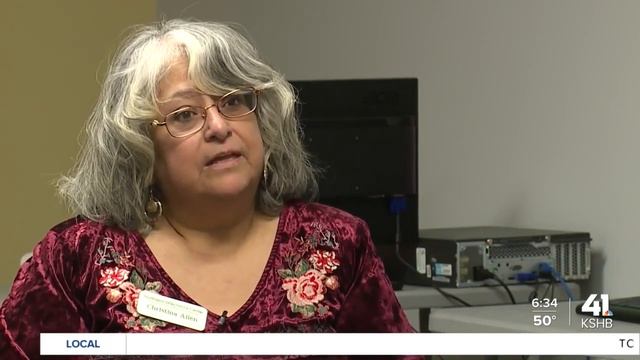 Digital divide among older Americans смотреть онлайн