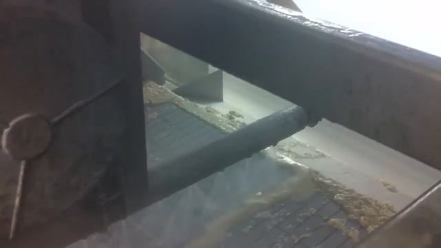 Грохот вибросито для фильтрации потока SWECO MM4 с перемещающейся мойкой форсунками смотреть онлайн