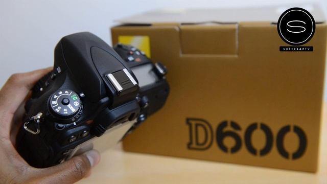 Nikon D600 Unboxing смотреть онлайн