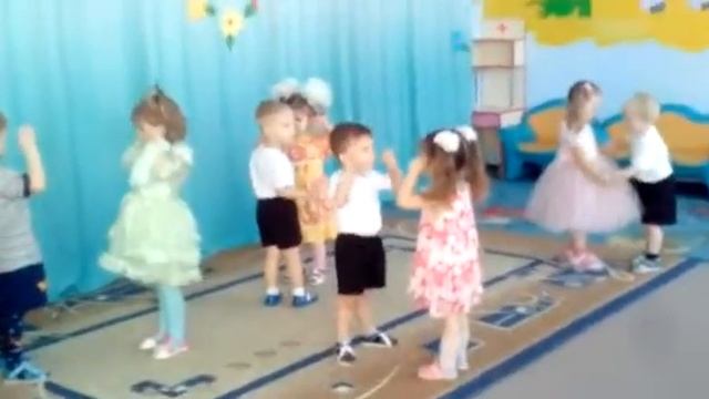 8 марта танец у меня, у тебя смотреть онлайн