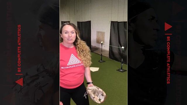 Fastpitch softball pitching : How to stop guiding the ball. смотреть онлайн