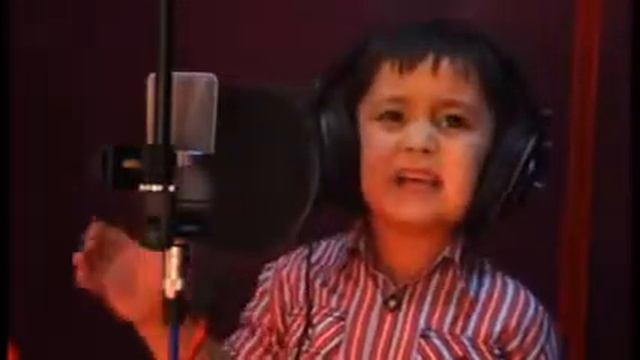 Мальчик 4-х летний поет смотреть онлайн