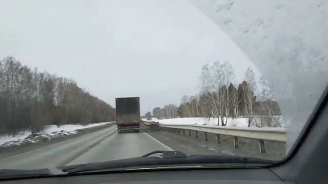 8 Путешествие из Сибири на Урал (из зимы в лето). Соревнуемся с поездом. Кошево. 3 апреля 2021 смотреть онлайн