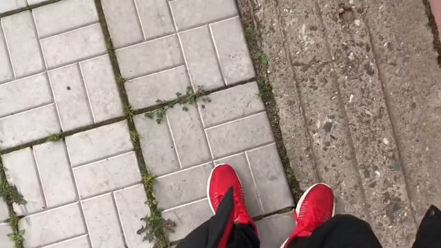 СЧИТАЮ СКОЛЬКО ПЛИТОК НА УЛИЦЕ / У МЕНЯ ВО ДВОРЕ.. / NUYGAN смотреть онлайн