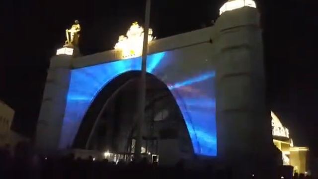 Световое шоу . Павильон Космос на ВДНХ. 2018 смотреть онлайн